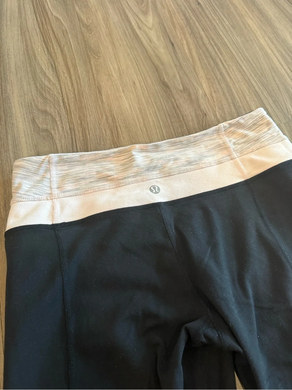 lululemon athletica Black and Pink Reversible Flare Pants Size 6